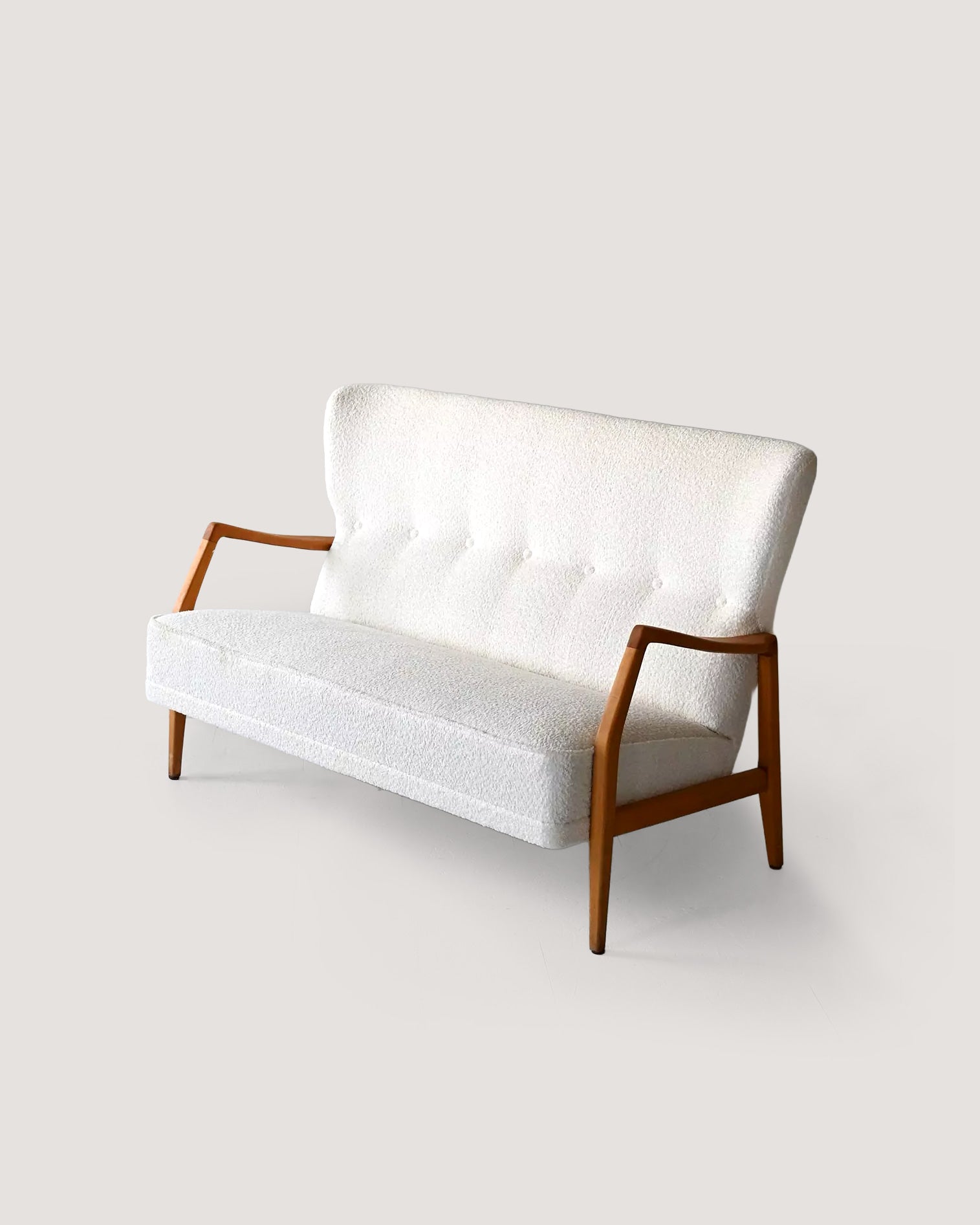 Divano scandinavo vintage con tessuto bouclé