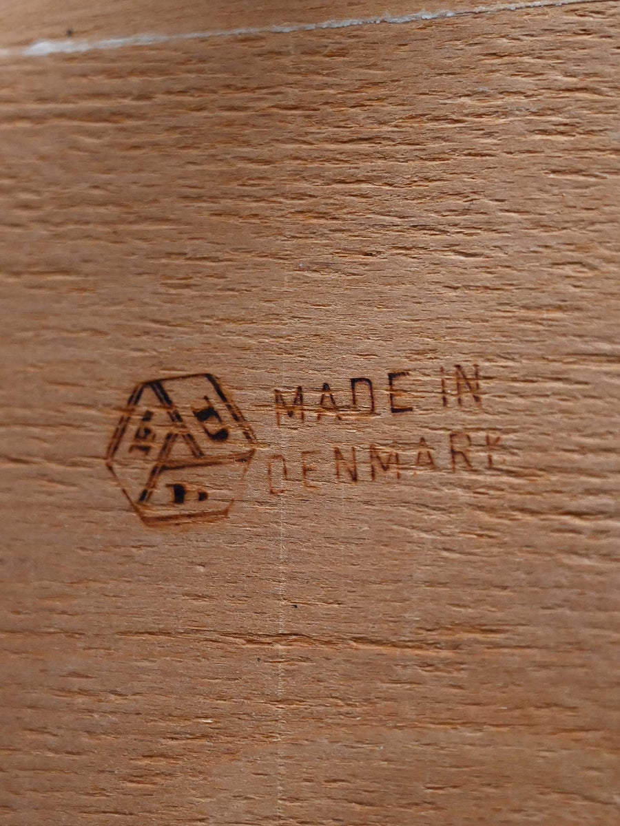 Sedia originale J52B di Børge Mogensen