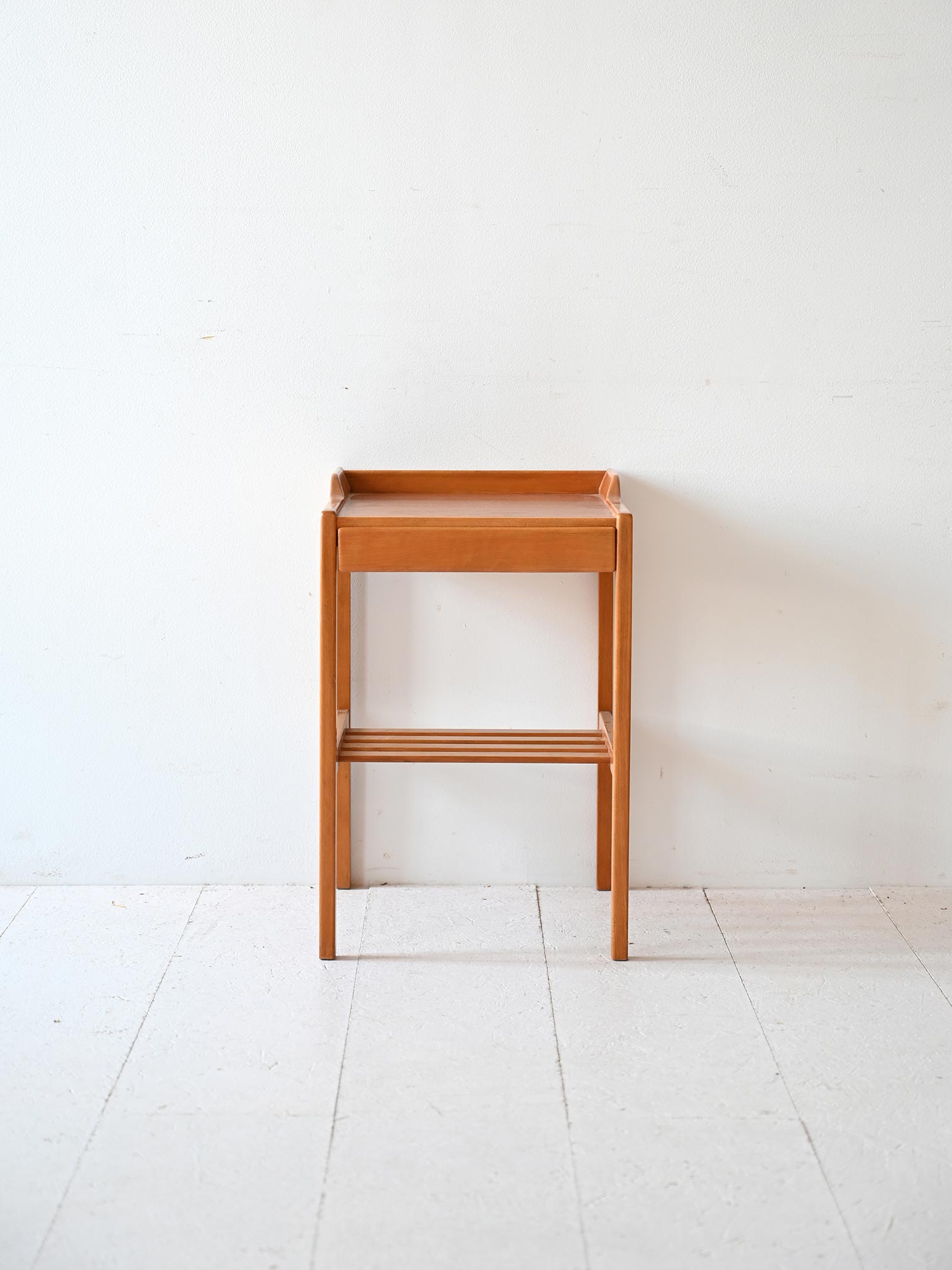 Comodino scandinavo in teak 1