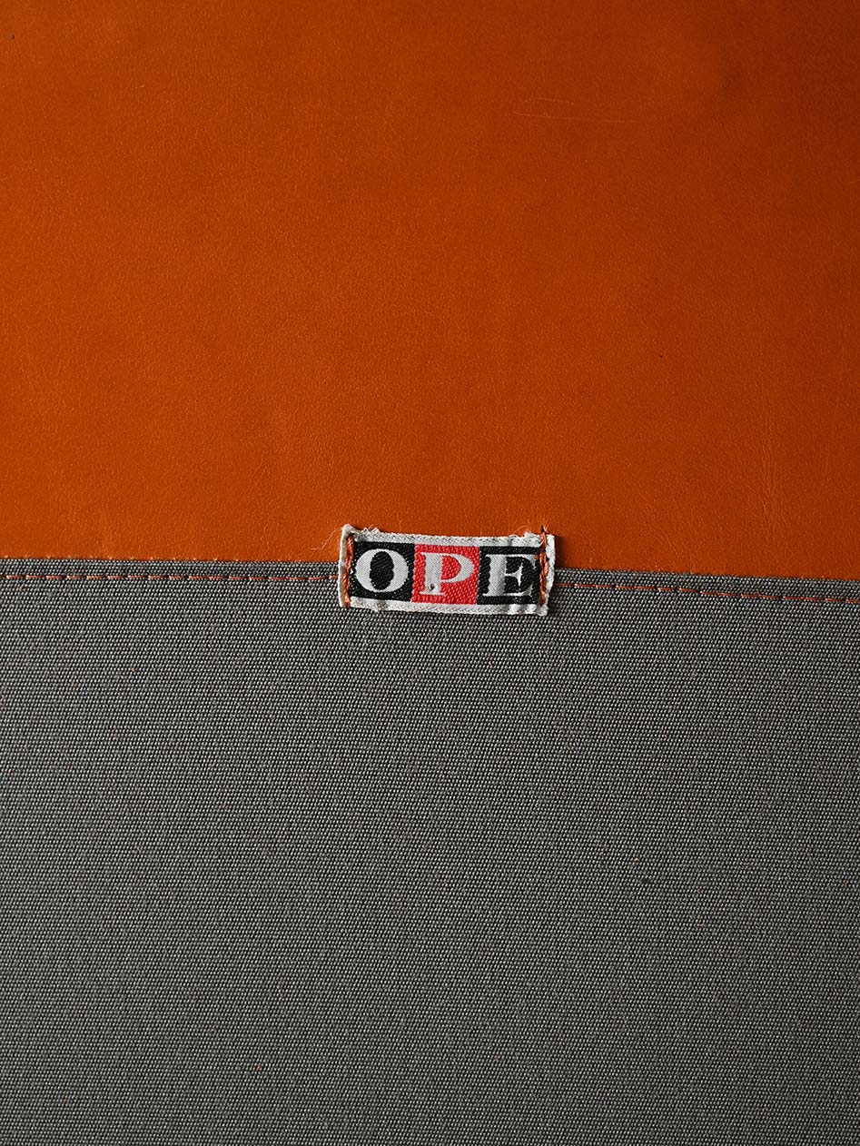 Poltrona “Salen” di Ib Kofod-Larsen per OPE 10