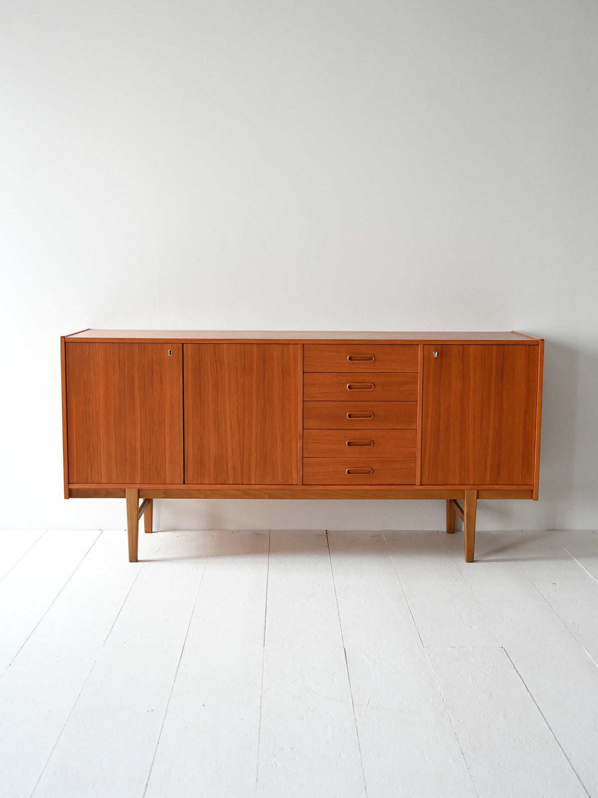 Sideboard scandinavo in teak anni ’60 3