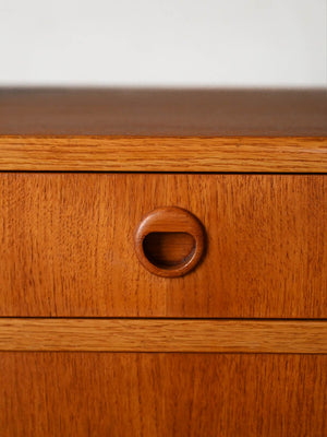 Libreria vintage con vano contenitore 9