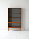 Libreria scandinava vintage in teak con mensole a vista 1