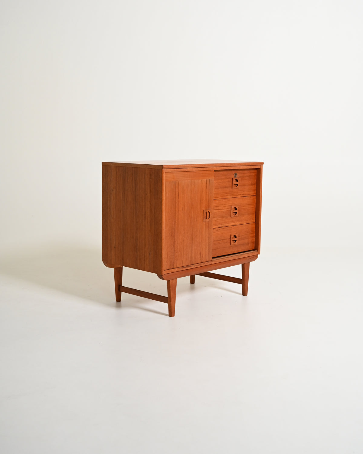 Cabinet in teak di AB AJFA Möbelfabrik, anni '60