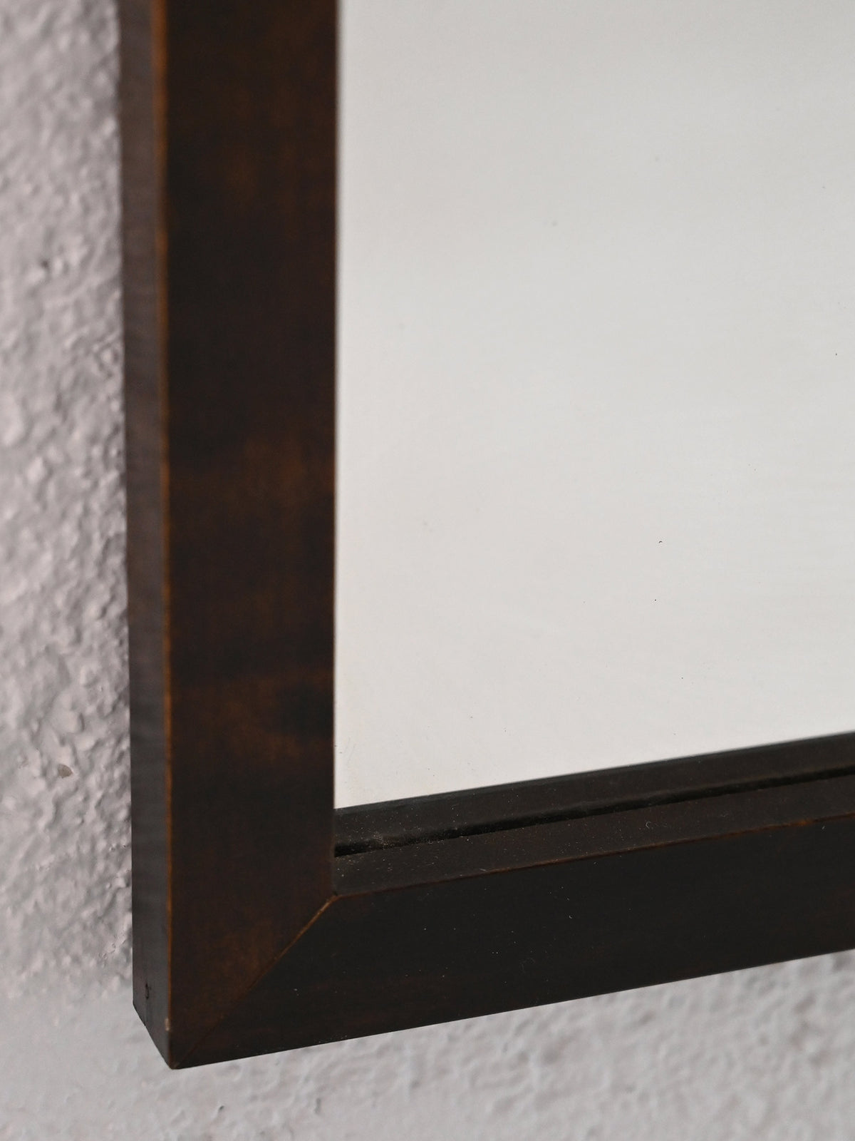 Specchio scandinavo con cornice in legno 3