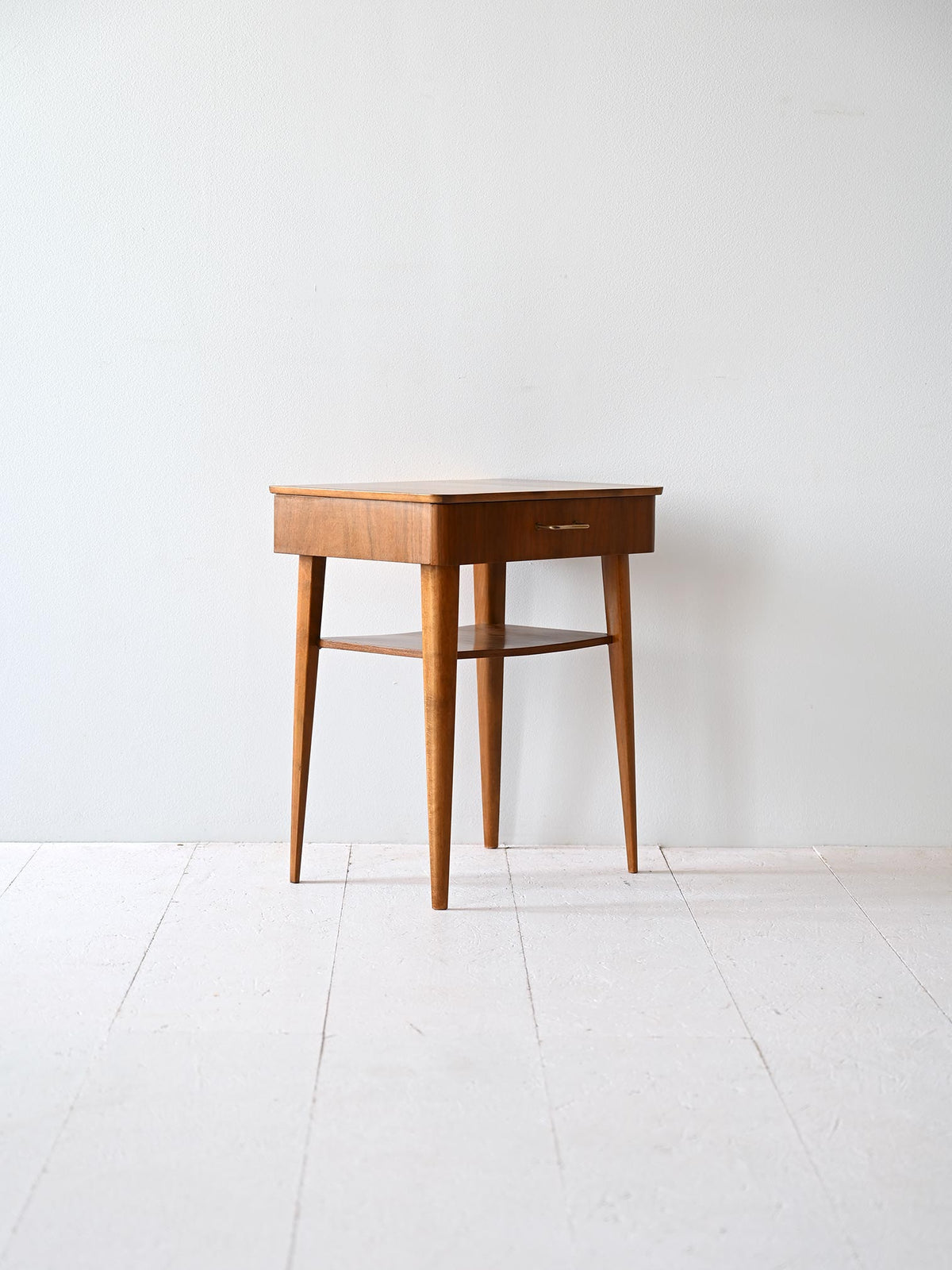 Comodino scandinavo in mogano 2