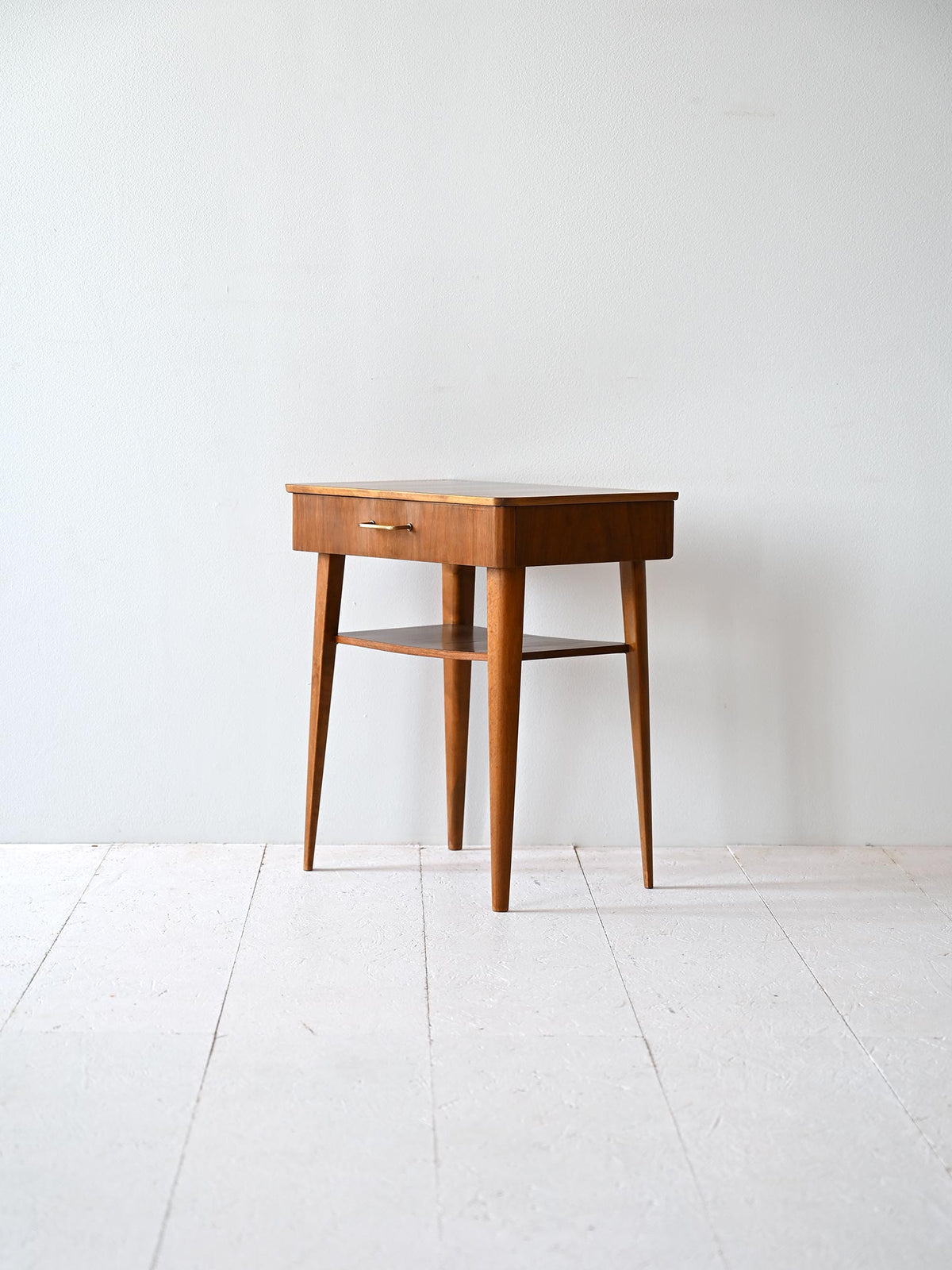 Comodino scandinavo in mogano 3