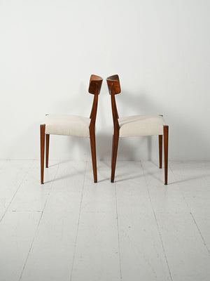 Set di sei sedie scandinave in teak anni ’60 4