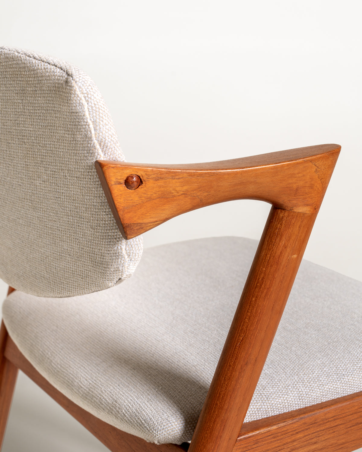 Set di 4 sedie modello “42” di Kai Kristiansen in teak per Schou Andersen Møbelfabrik, Danimarca, anni '60