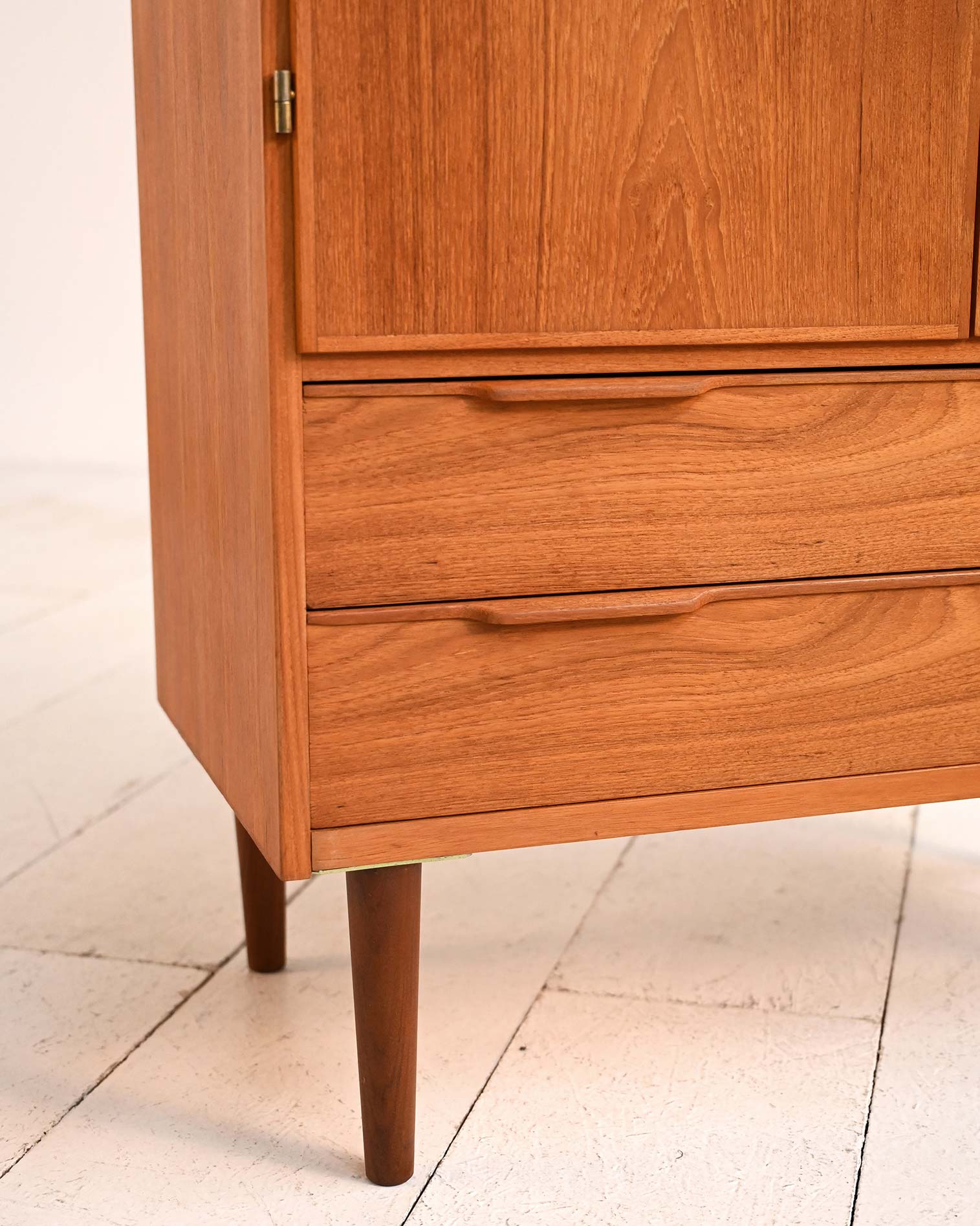 Cabinet scandinavo in teak con cassetti, anni ’50/’60 4