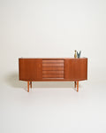 Sideboard scandinavo in teak con cassetti a tegola, anni '60
