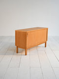 Cabinet scandinavo in rovere con anta a rullo, anni ’60 3