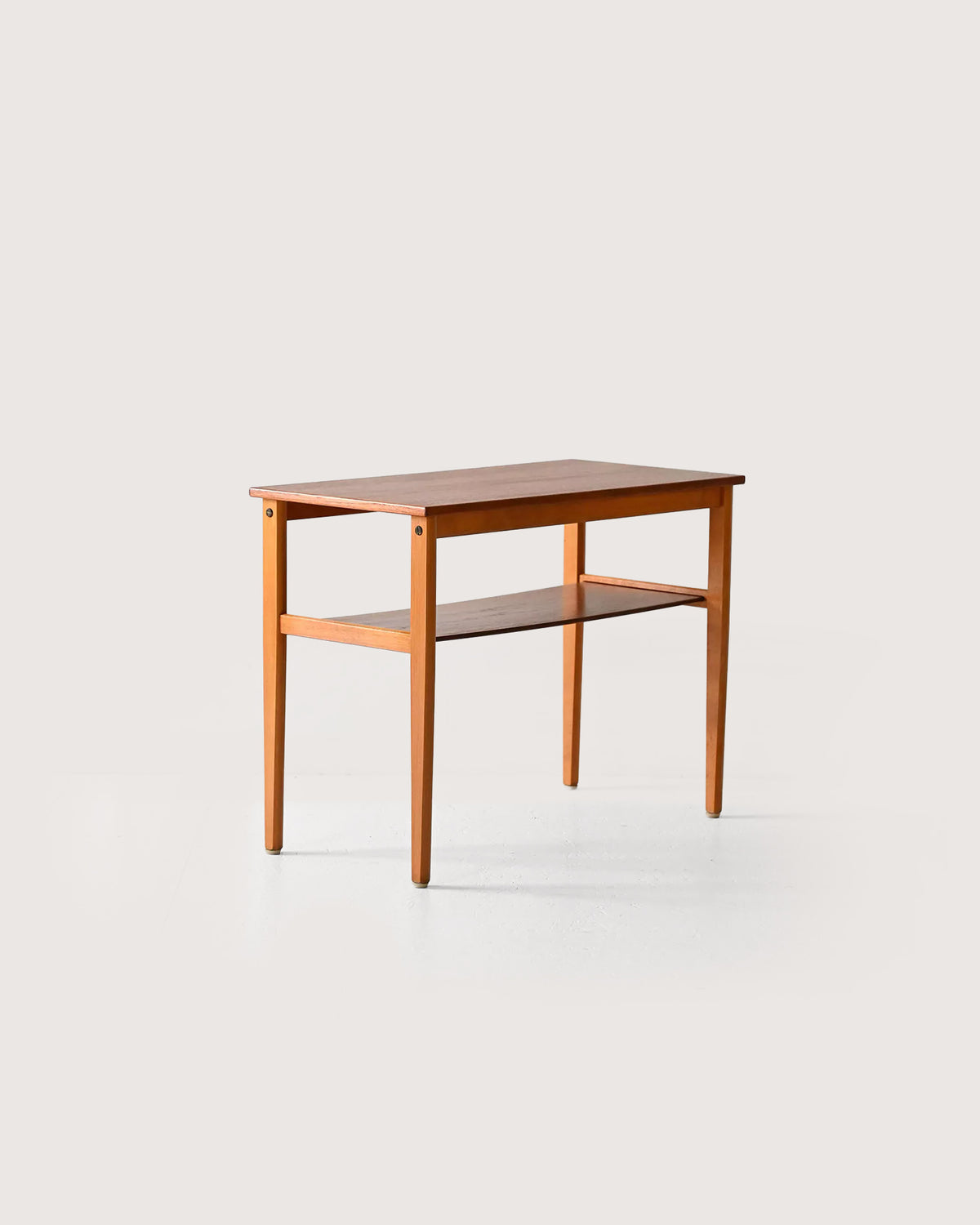 Tavolino scandinavo vintage anni 50 in faggio e teak