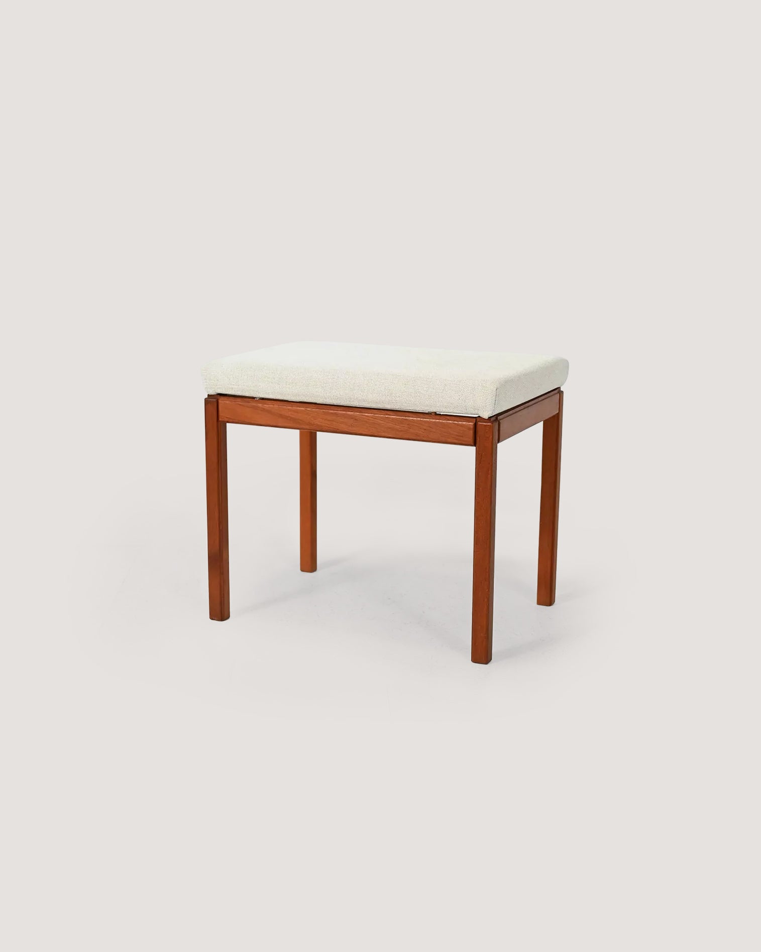 Poggiapiedi scandinavo in teak di Egström & Myrstrand