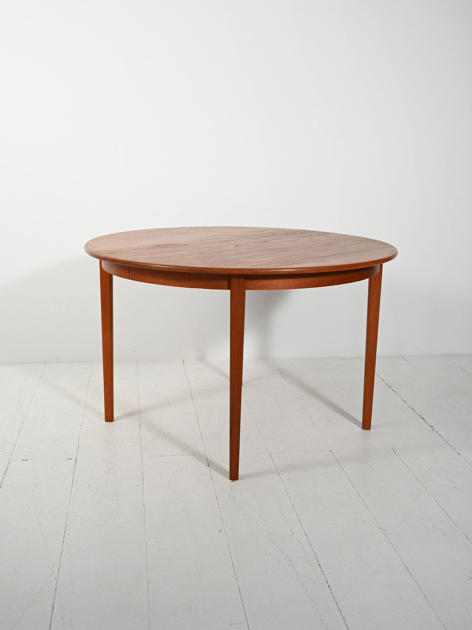 Tavolo rotondo allungabile in teak di Svante Skogh 2