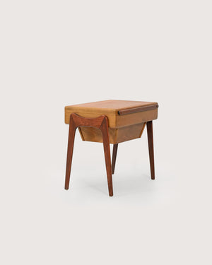 Tavolino portalana scandinavo in teak e rovere