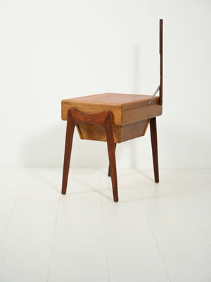 Tavolino portalana scandinavo in teak e rovere 2