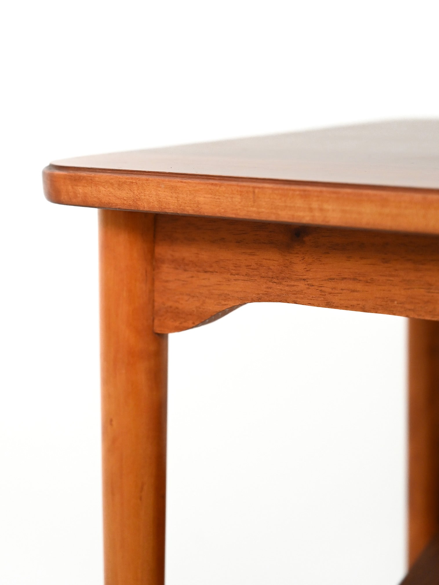 Coffee table scandinavo con mensola espositore 4