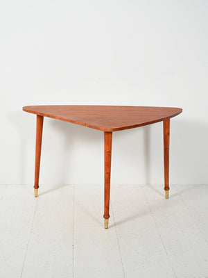 Coffee table triangolare scandinavo anni Sessanta 1