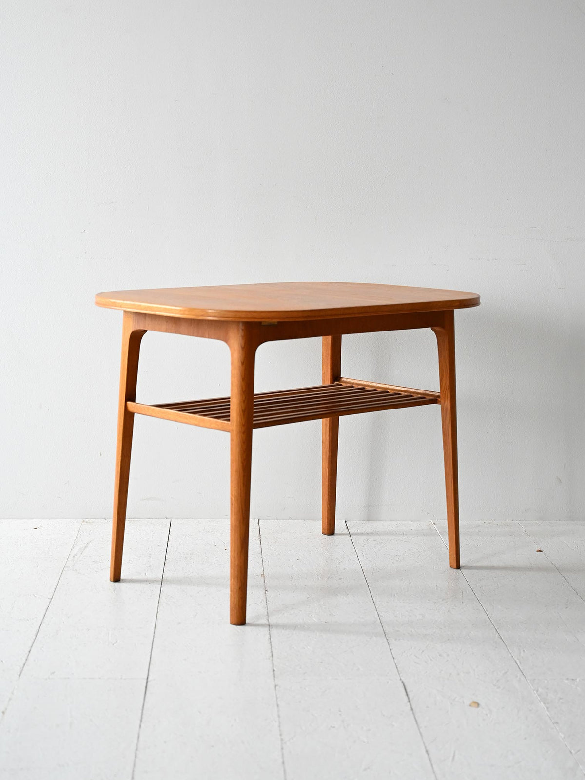 Tavolino da salotto scandinavo anni 60 in rovere 1