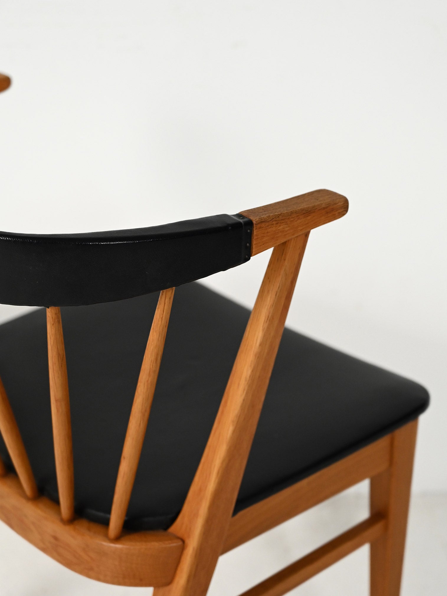 Poltroncina “406” di Bertil Fridhagen 4