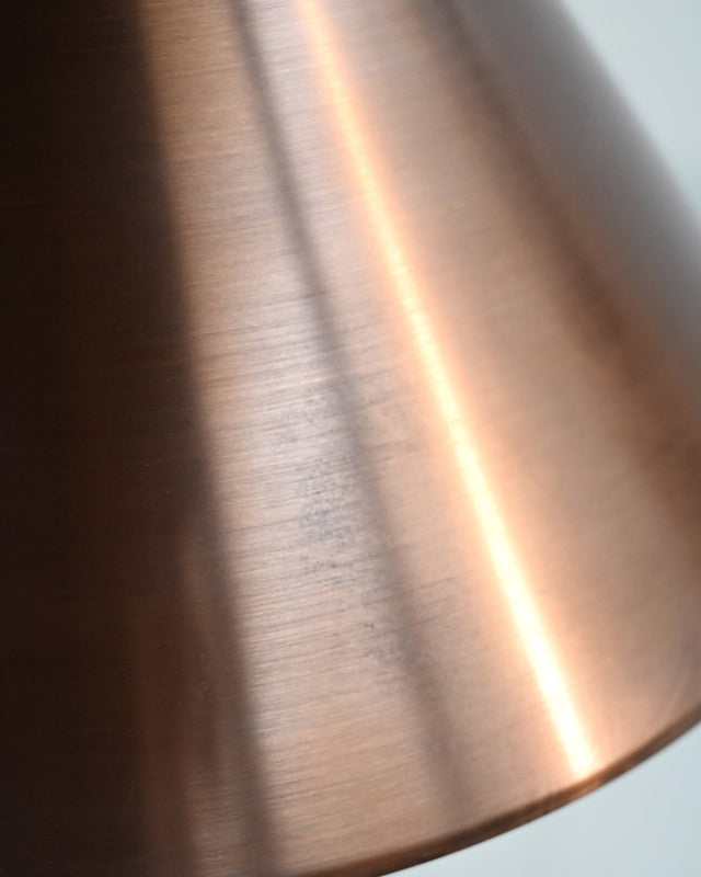 Lampada da soffitto modello “Biljard” di Arne Jacobsen per Louis Poulsen, anni ’60