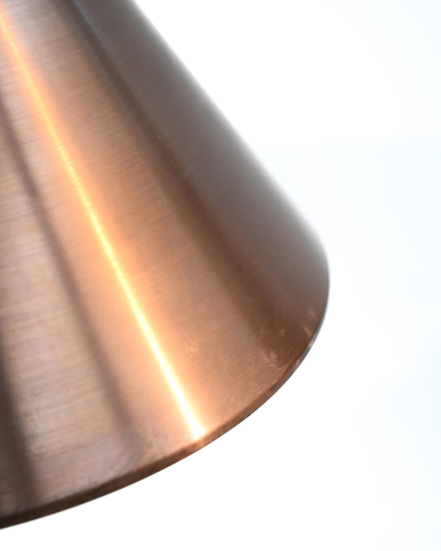 Lampada da soffitto modello “Biljard” di Arne Jacobsen per Louis Poulsen, anni ’60