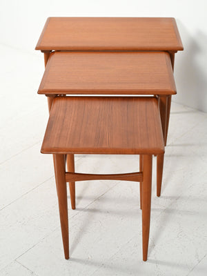 Tavolini ad incastro scandinavi anni 50–60 in teak 6