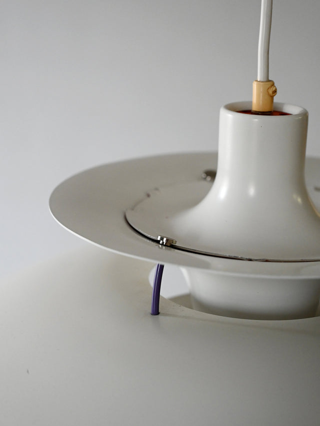 Lampada a sospensione “PH5” di Poul Henningsen per Louis Poulsen