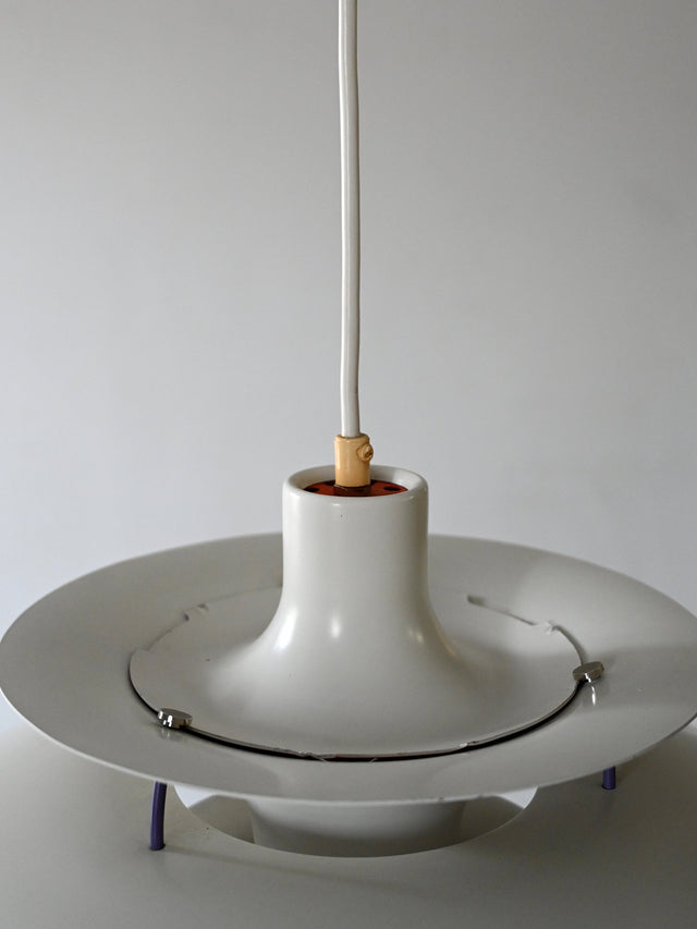 Lampada a sospensione “PH5” di Poul Henningsen per Louis Poulsen