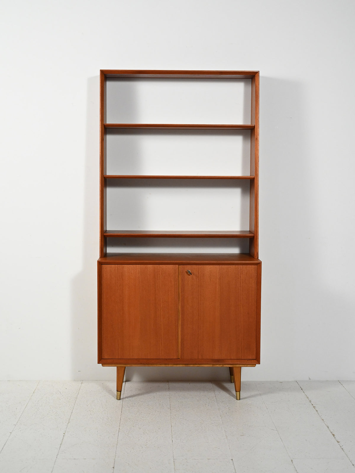 Libreria scandinava con cabinet, anni 50/61 1