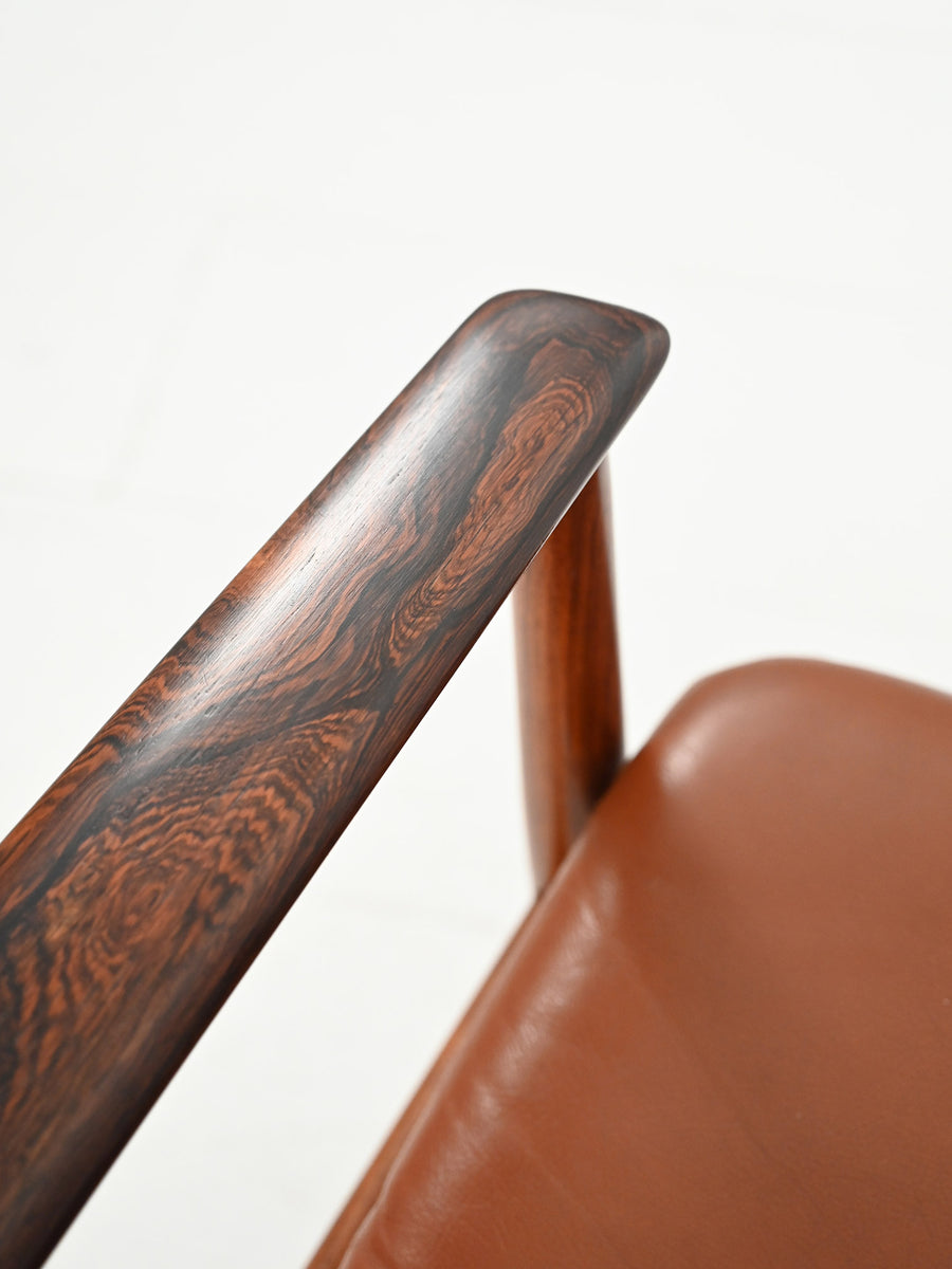 Coppia di poltrone "Ark" di Arne Vodder in pelle