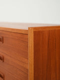 Sideboard scandinavo anni 60 dalle linee eleganti 12