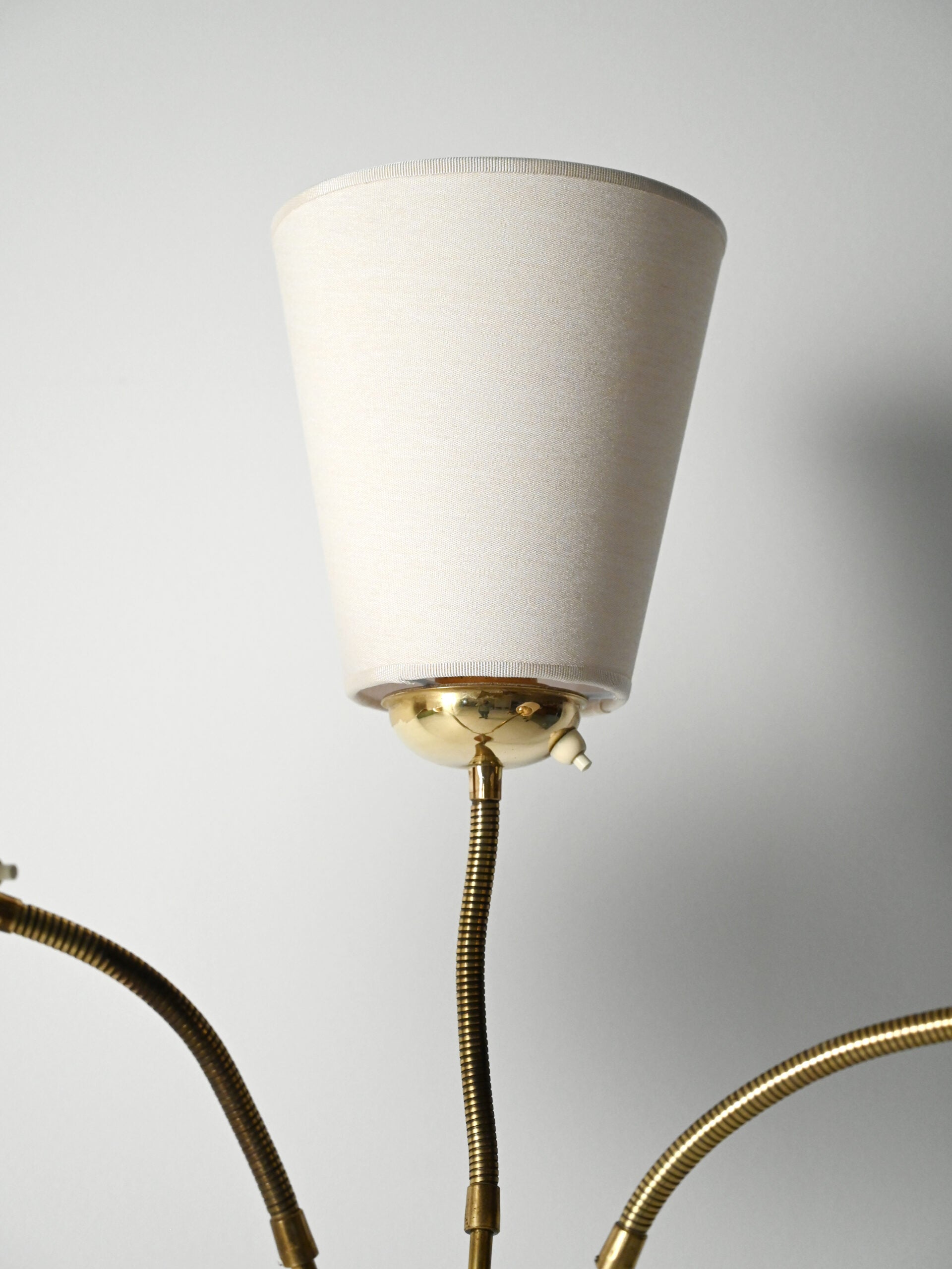 Lampada da terra scandinava a tre bracci in teak e ottone, anni 40–50 6