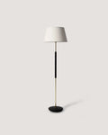 Lampada da terra scandinava in legno nero e ottone