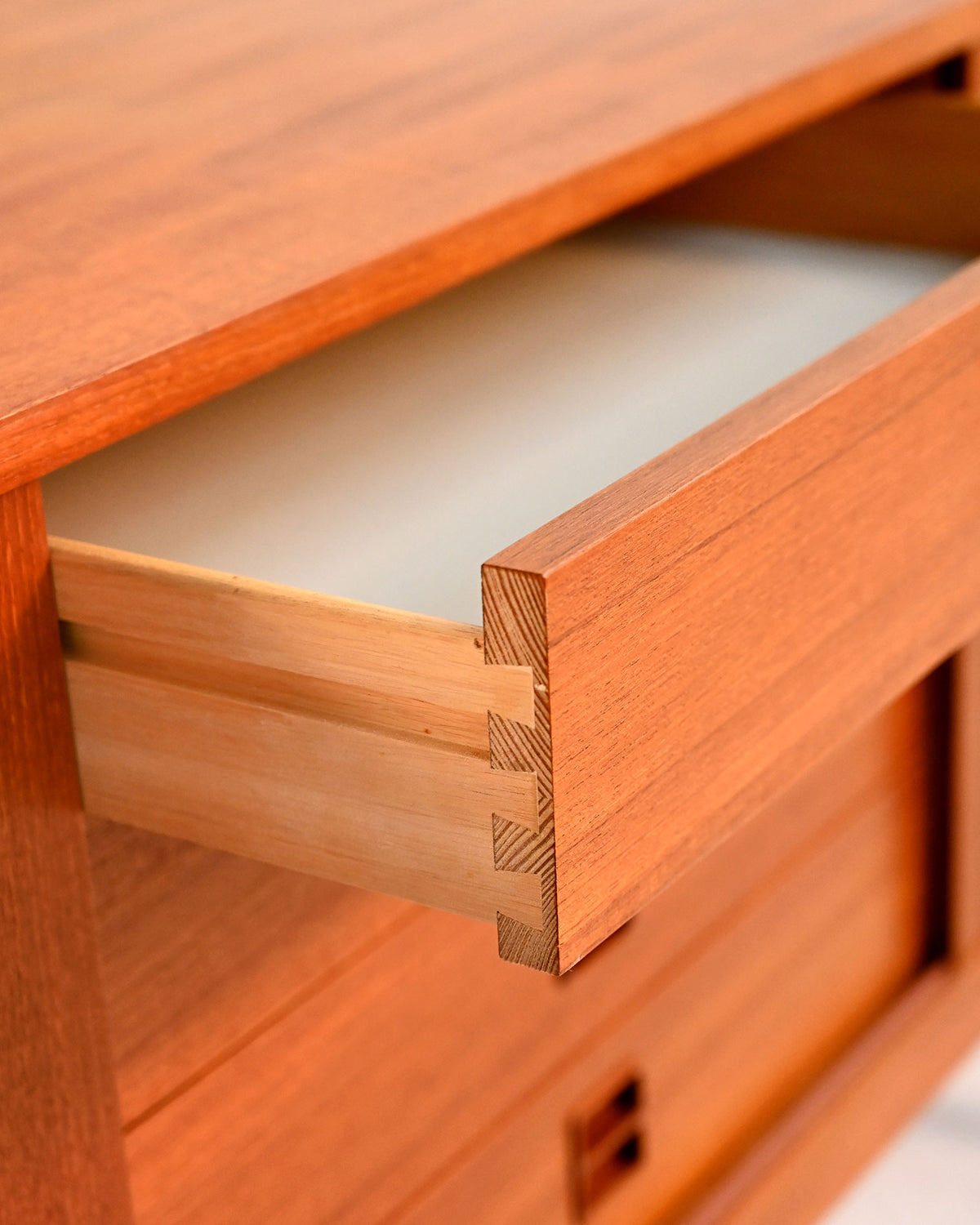 Sideboard “Comet” di Bogeryd in teak anni ’60