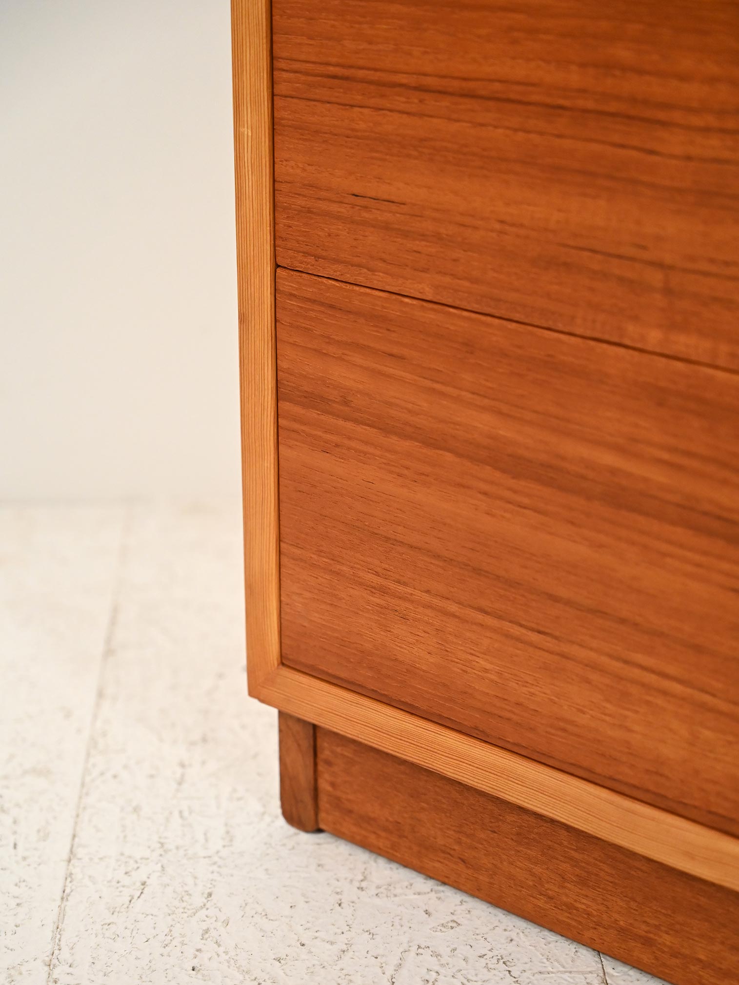 Cassettiera danese in faggio e teak di Børge Mogensen 7