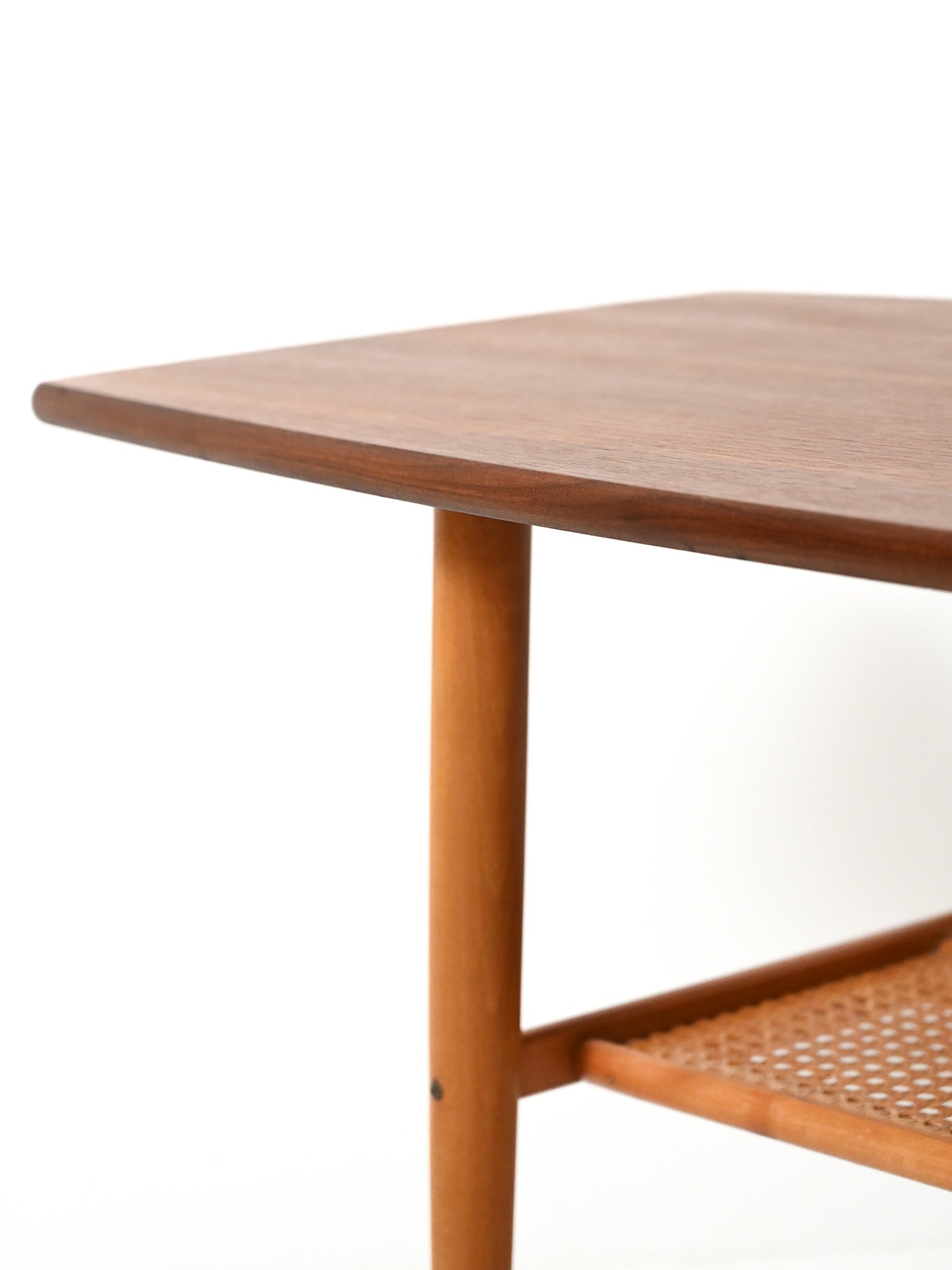 Coffee table scandinavo vintage in teak con piano a barchetta