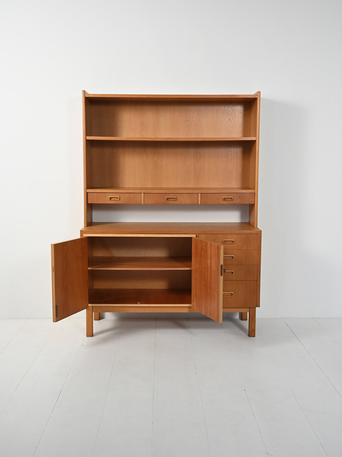 Sideboard-libreria scandinava in rovere, anni ’60 3