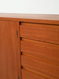 Sideboard scandinavo anni 60 dalle linee geometriche 6