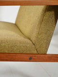 Coppia di poltrone danesi in teak con tappezzeria verde 5