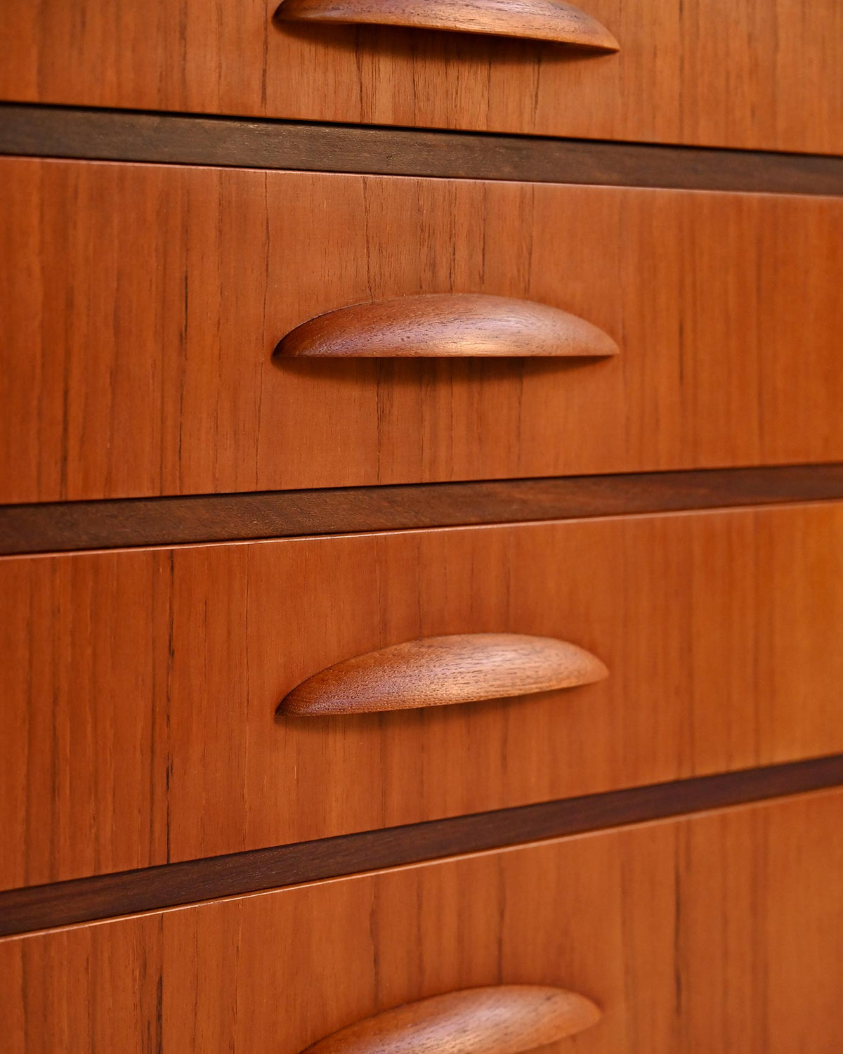 Highboard danese in teak e mogano, anni ’50 6