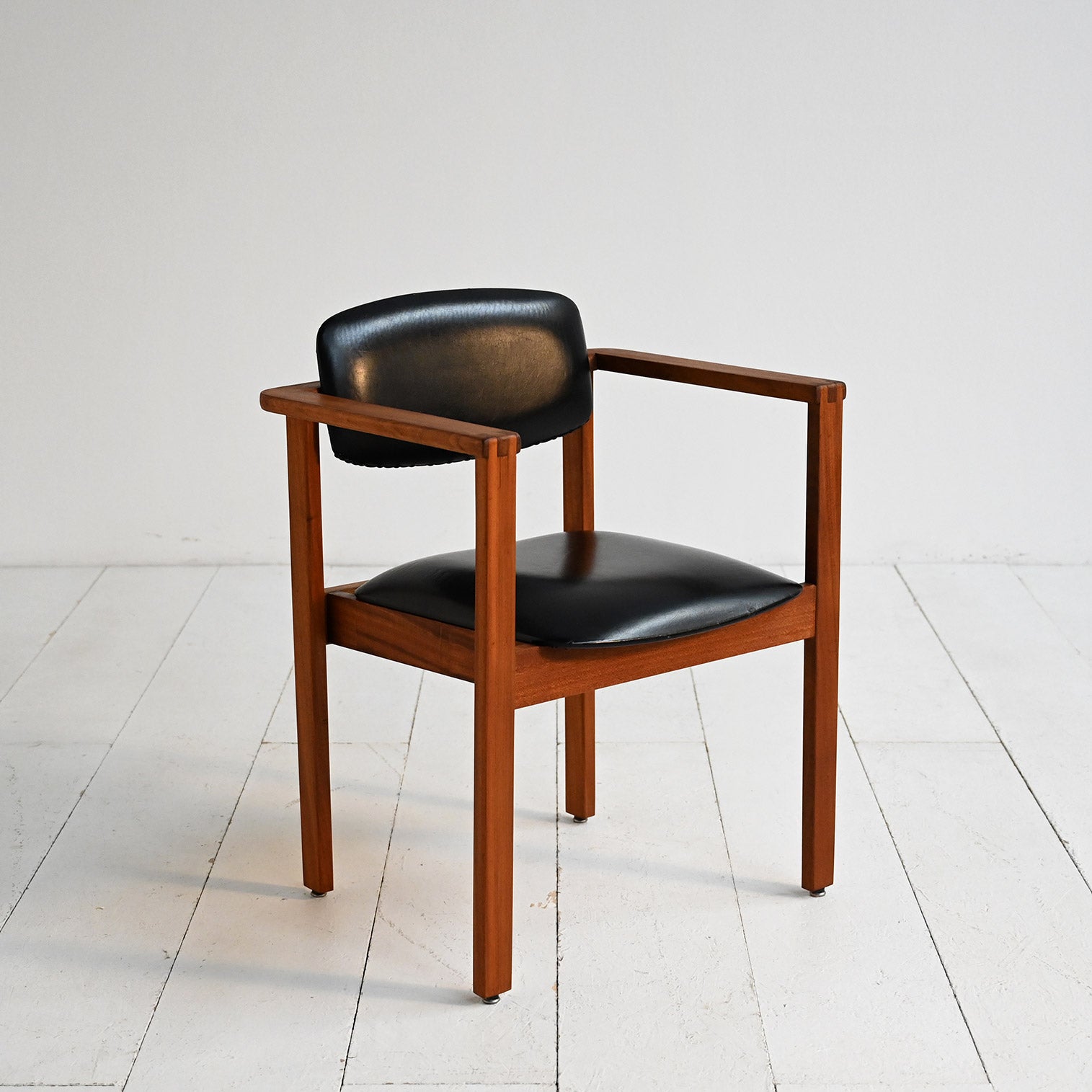 Sedia in teak e pelle, Danimarca anni ’60 1