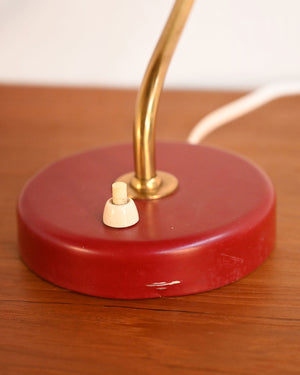 Lampada da tavolo rossa prodotta da Ringus, anni ‘50 9