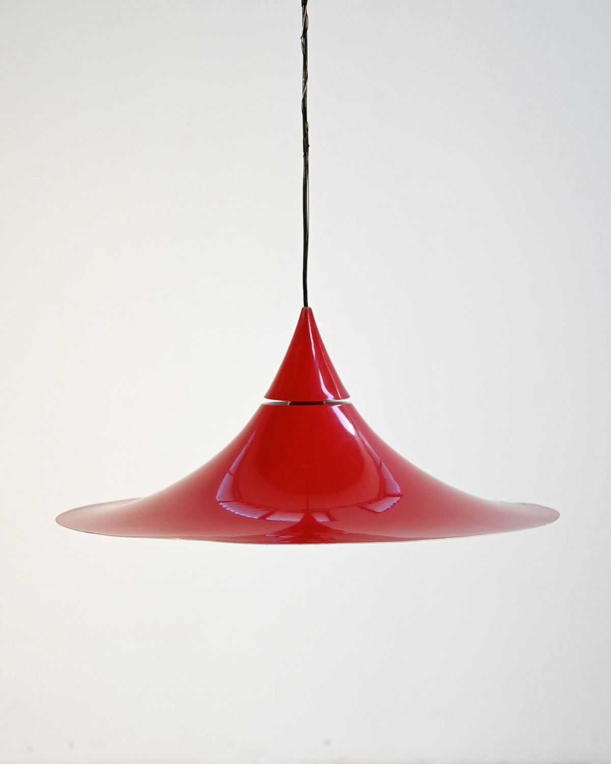 Coppia di lampade da soffitto attribuibili al modello “Semi” di Claus Bonderup e Torsten Thorup per Fog & Mørup, anni ’60 3