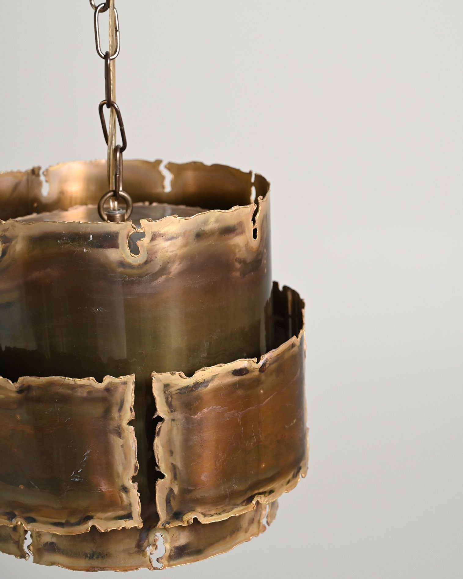 Lampada da soffitto brutalista in ottone, Danimarca, anni '60