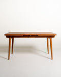 Tavolo “AT-312” di Hans J. Wegner per Andreas Tuck, anni ’50