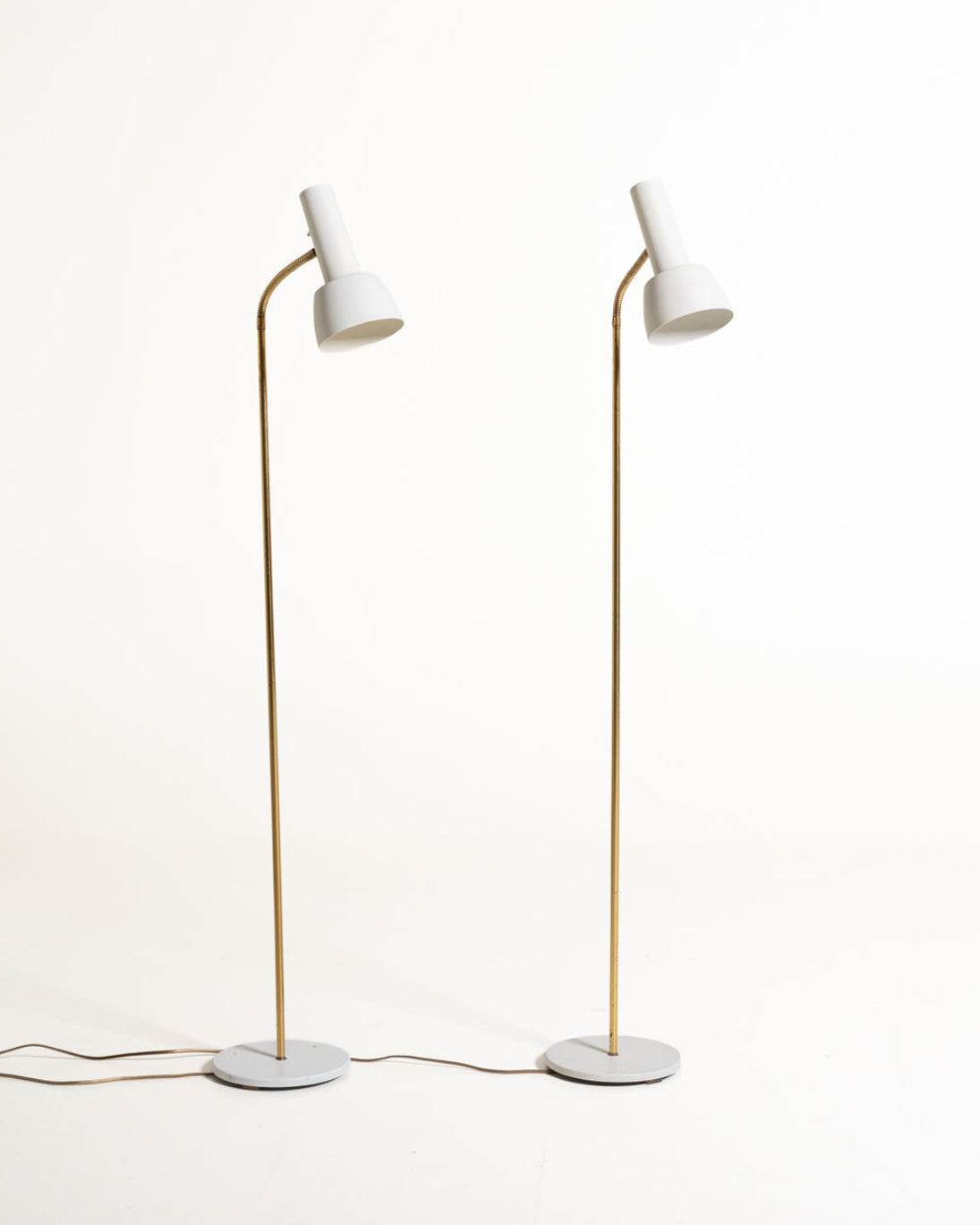 Coppia di lampade da terra modello “2008 L” di Schmidt's Lampedesign, Danimarca, anni '60