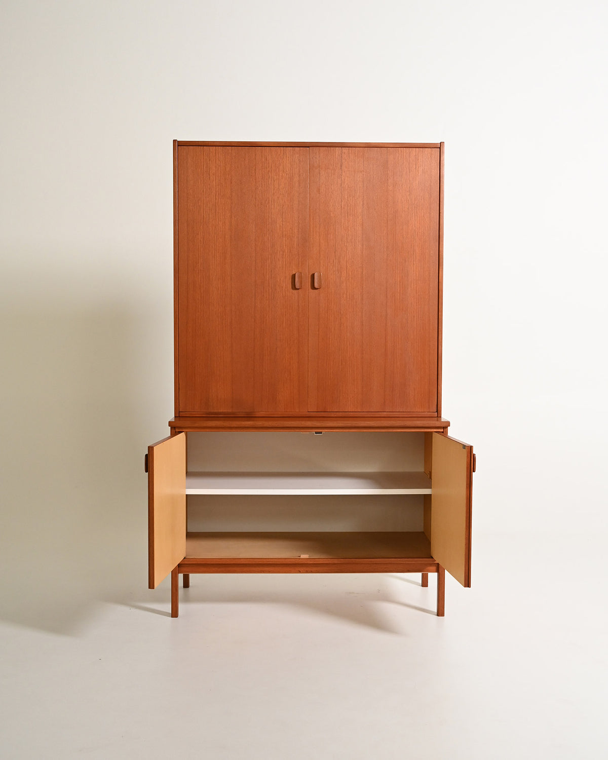 Armadio scandinavo in teak, anni '60