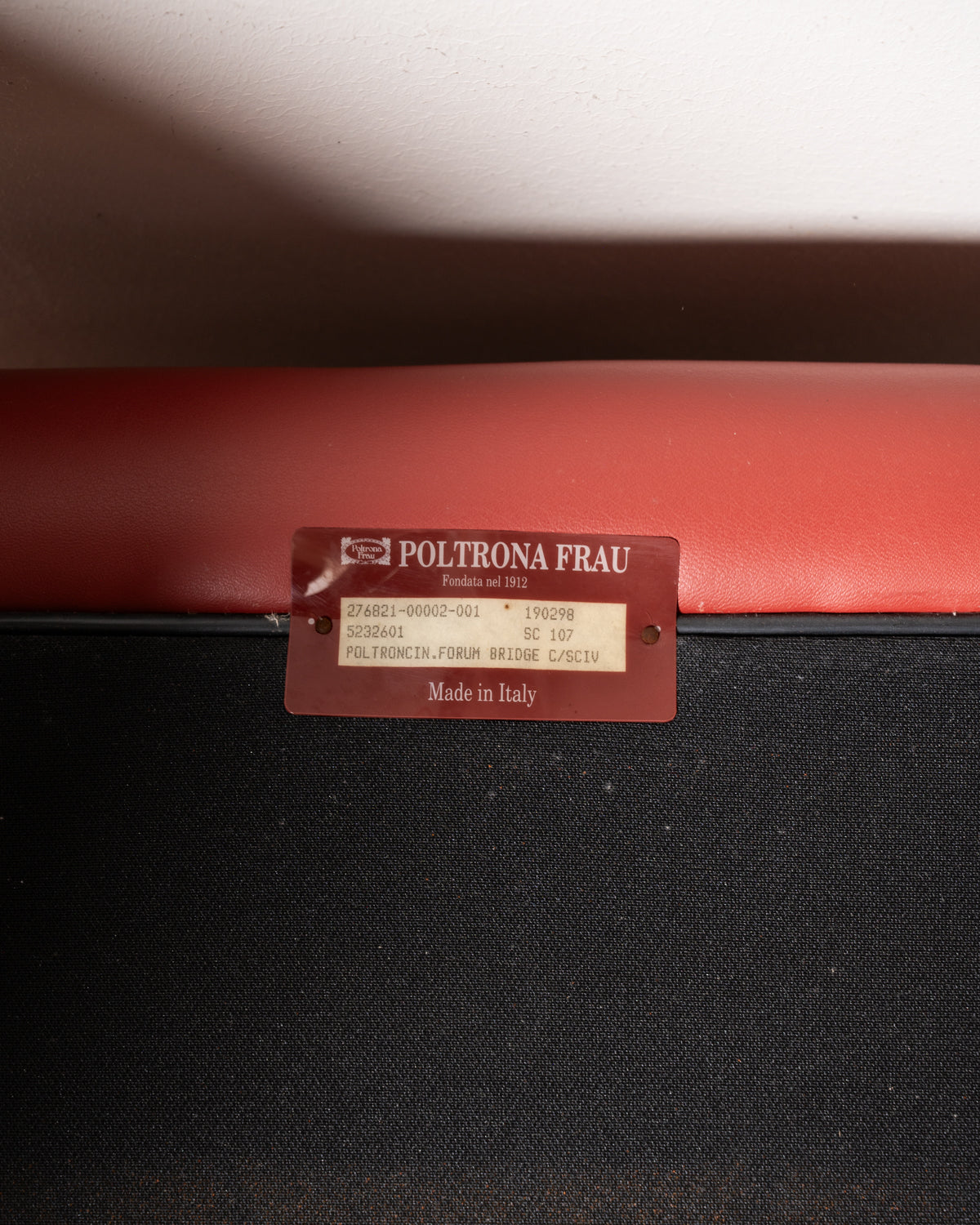 Poltroncina “Forum Bridge” di Poltrona Frau, anni ’80